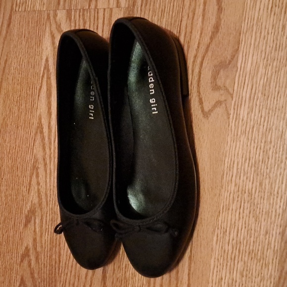 Madden Girl Ballet Flats - Picture 3 of 5